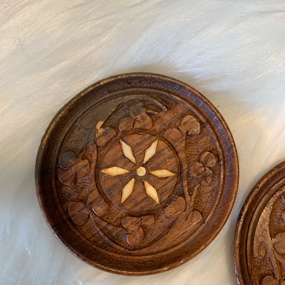 ‼️ SOLD ‼️ Set of five vintage wooden coasters - Picture 5 of 6
